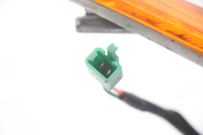 photo de CLIGNOTANTE ANTERIORE SINISTRA HONDA SCV LEAD 100 (2003 - 2007) - Ricambio usato controllato