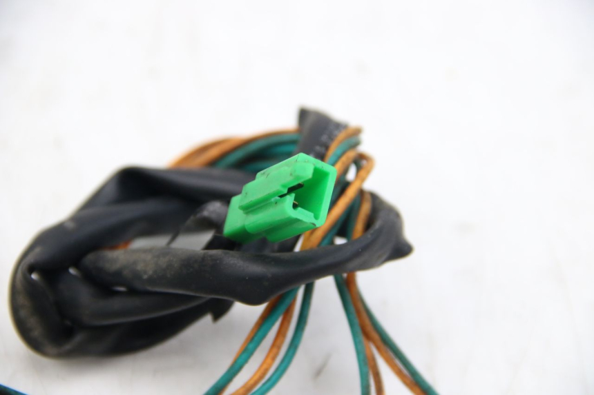 photo de CLIGNOTANTE ANTERIORE SINISTRA PEUGEOT TWEET 4T 50 (2010 - 2014) - Primo piano tecnico