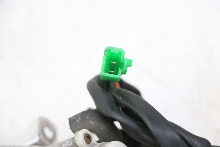 photo de CLIGNOTANTE ANTERIORE SINISTRA PEUGEOT TWEET 4T 50 (2018 - 2022) - Zoom sullo stato d'uso