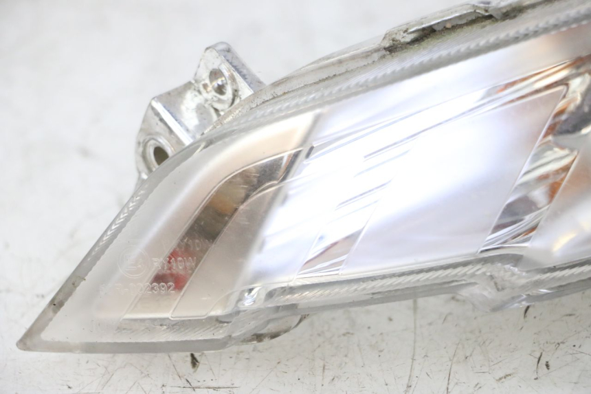 photo de CLIGNOTANTE ANTERIORE SINISTRA PEUGEOT TWEET 4T 50 (2018 - 2022) - Stato della superficie e materiale