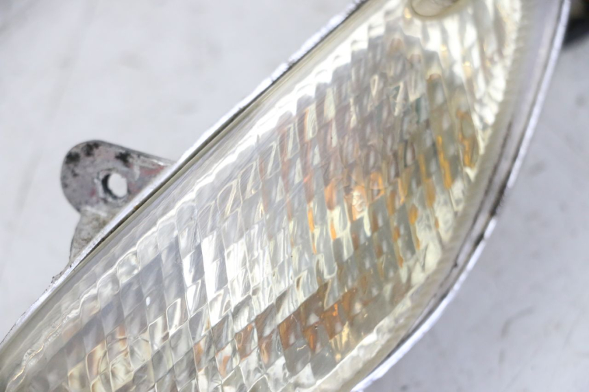 photo de CLIGNOTANTE ANTERIORE SINISTRA UNIVERSAL BIKE ZN50QT-11B 50 (2018 - 2021) - Dettaglio del componente