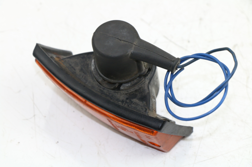 photo de FANALE ANTERIORE SINISTRO PIAGGIO VESPA PX 125 (1997 - 2007) - Zoom sullo stato d'uso