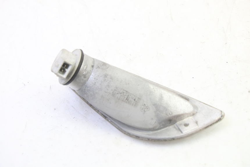 photo de CLIGNOTANTE ANTERIORE SINISTRA PIAGGIO VESPA S 2T 50 (2007 - 2014) - Primo piano tecnico