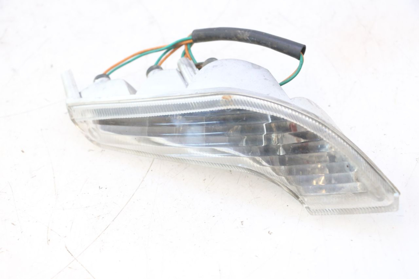 photo de FANALE ANTERIORE SINISTRO PEUGEOT VIVACITY NEW 2T 50 (2008 - 2017) - Caratteristiche distintive