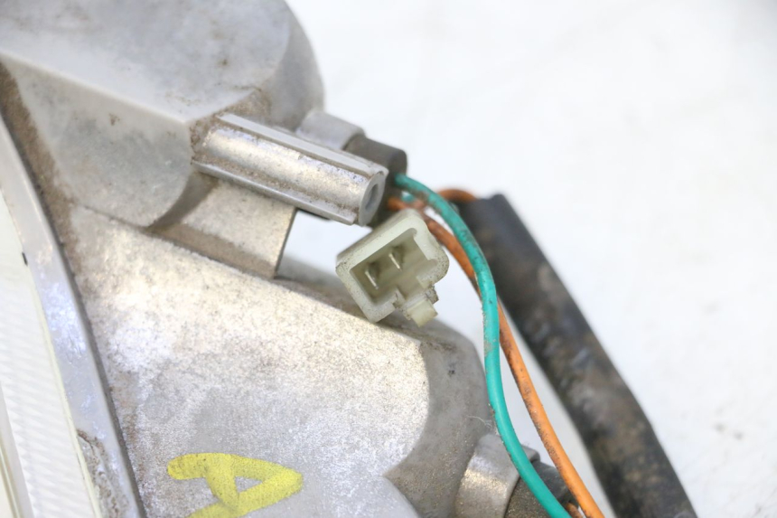photo de FANALE ANTERIORE SINISTRO PEUGEOT VIVACITY NEW 2T 50 (2008 - 2017) - Primo piano tecnico
