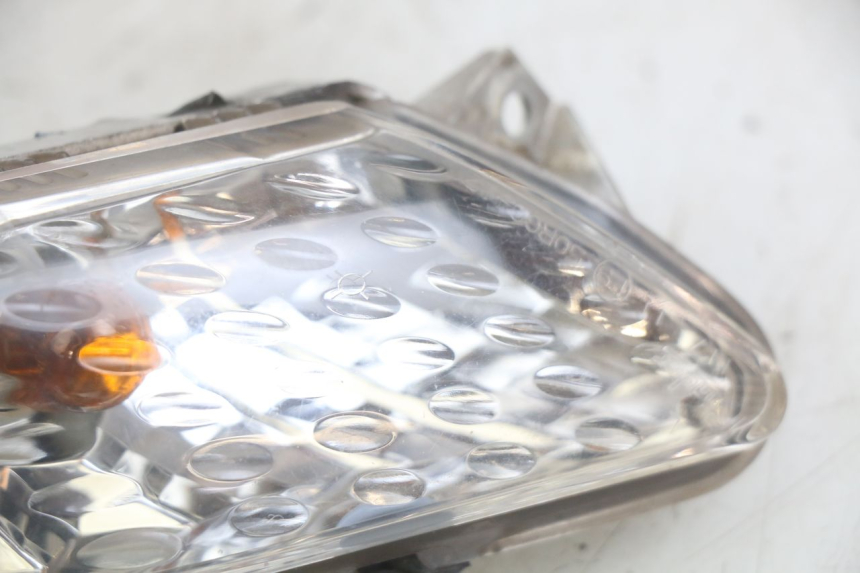 photo de CLIGNOTANTE ANTERIORE SINISTRA YAMAHA X-MAX XMAX 250 (2006 - 2009) - Dettaglio del componente