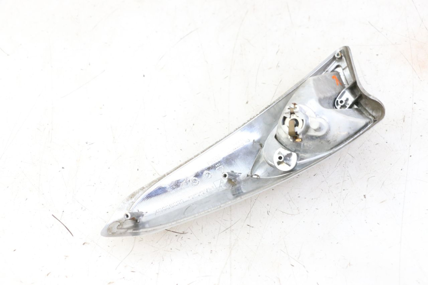 photo de CLIGNOTANTE ANTERIORE SINISTRA PIAGGIO XEVO - X EVO 125 (2007 - 2017) - Primo piano tecnico