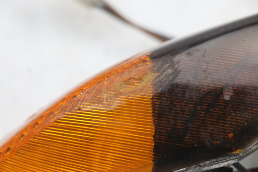 photo de FRECCE SINISTRO ANTERIORE YAMAHA BW'S NG NEXT GENERATION 50 (1996 - 2003) - Dettagli dei punti di fissaggio