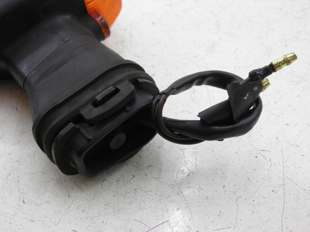 photo de FRECCE SINISTRO ANTERIORE YAMAHA FZS FAZER 1000 (2003 - 2005) - Altra angolazione