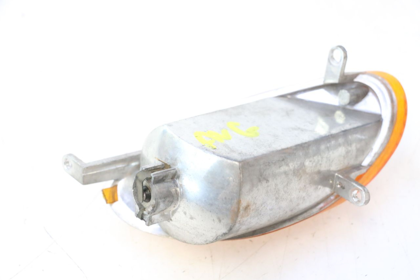 photo de FRECCE SINISTRO ANTERIORE YAMAHA YP MAJESTY 125 (1998 - 2001) - Stato della superficie e materiale