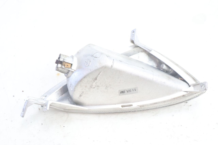 photo de CLIGNOTANTE ANTERIORE SINISTRA YAMAHA YP MAJESTY 125 (2007 - 2010) - Zoom sullo stato d'uso