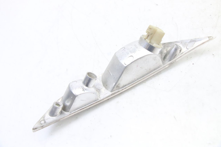 photo de CLIGNOTANTE ANTERIORE SINISTRA PIAGGIO ZIP 4T 50 (2018 - 2020) - Primo piano tecnico