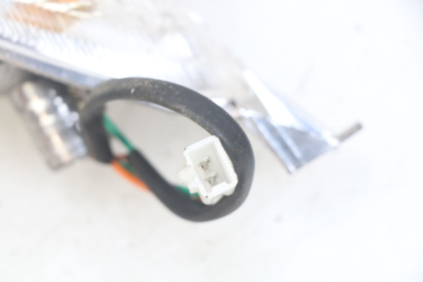 photo de CLIGNOTANTE ANTERIORE SINISTRA UNIVERSAL BIKE ZN50QT-11B 50 (2018 - 2021) - Zoom sullo stato d'uso