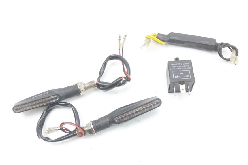 photo de FRECCE ANTERIORE HYOSUNG GTR 125 (2006 - 2008) - Vista principale