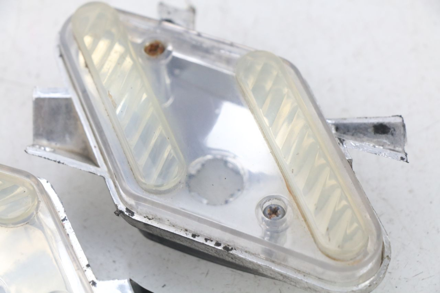 photo de FANALE ANTERIORE JONWAY GTX 2T 50 (2014 - 2020) - Zoom sullo stato d'uso