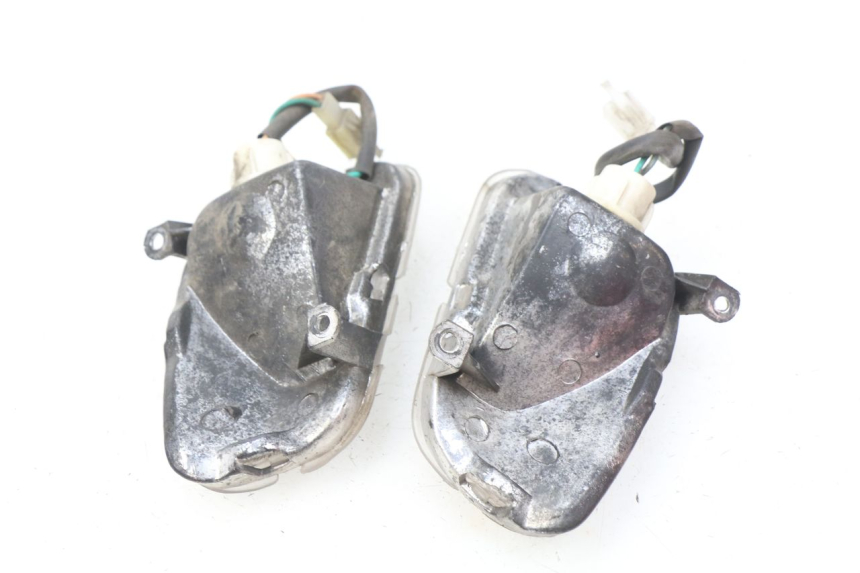 photo de FANALE ANTERIORE HAOTIAN HT125T-2 125 - Primo piano tecnico