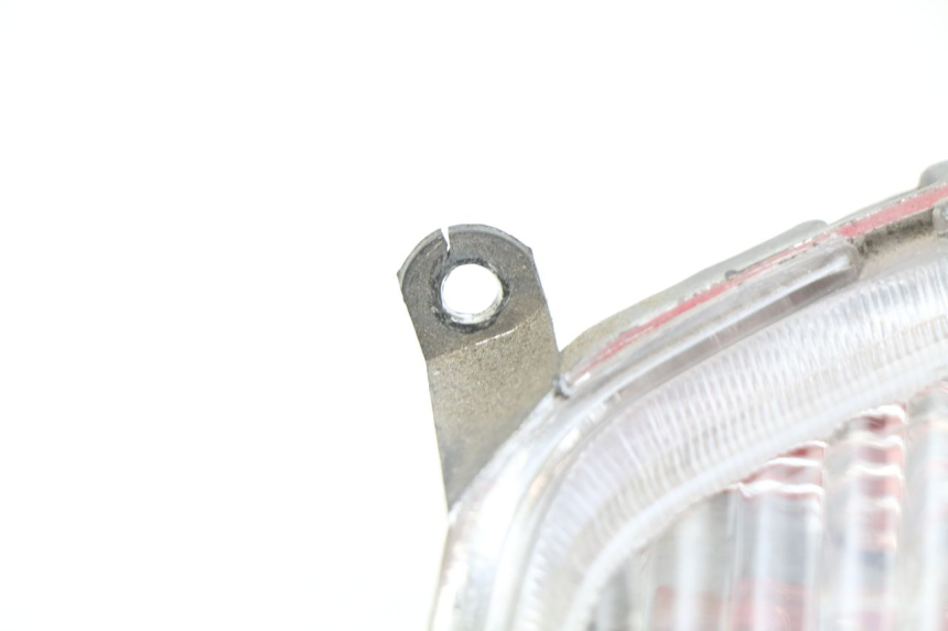 photo de FANALE ANTERIORE HAOTIAN HT125T-2 125 - Dettagli dei punti di fissaggio