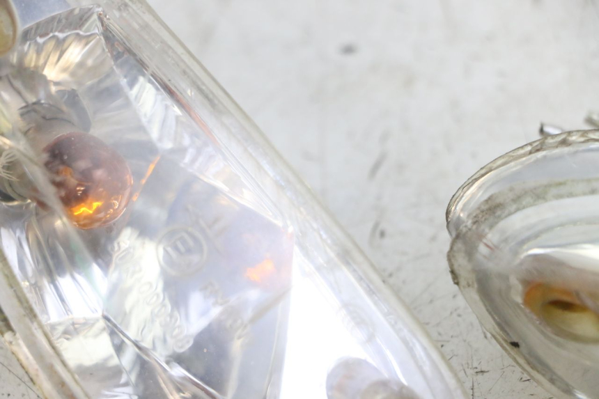 photo de FANALE ANTERIORE KYMCO AGILITY 4T 50 (2018 - 2022) - Primo piano tecnico