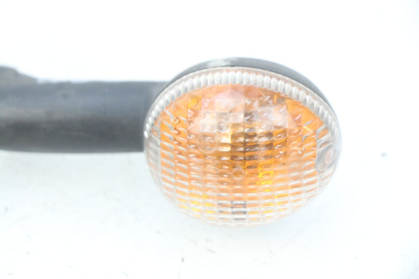 photo de FANALE ANTERIORE PEUGEOT LUDIX 50 (2008 - 2017) - Dettagli dei punti di fissaggio