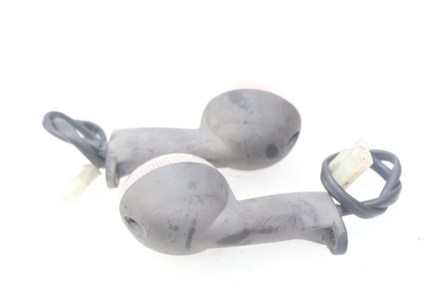 photo de FANALE ANTERIORE PEUGEOT LUDIX 50 (2008 - 2017) - Zoom sullo stato d'uso