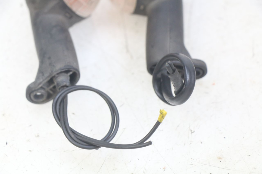 photo de FANALE ANTERIORE PEUGEOT LUDIX 50 (2005 - 2007) - Primo piano tecnico