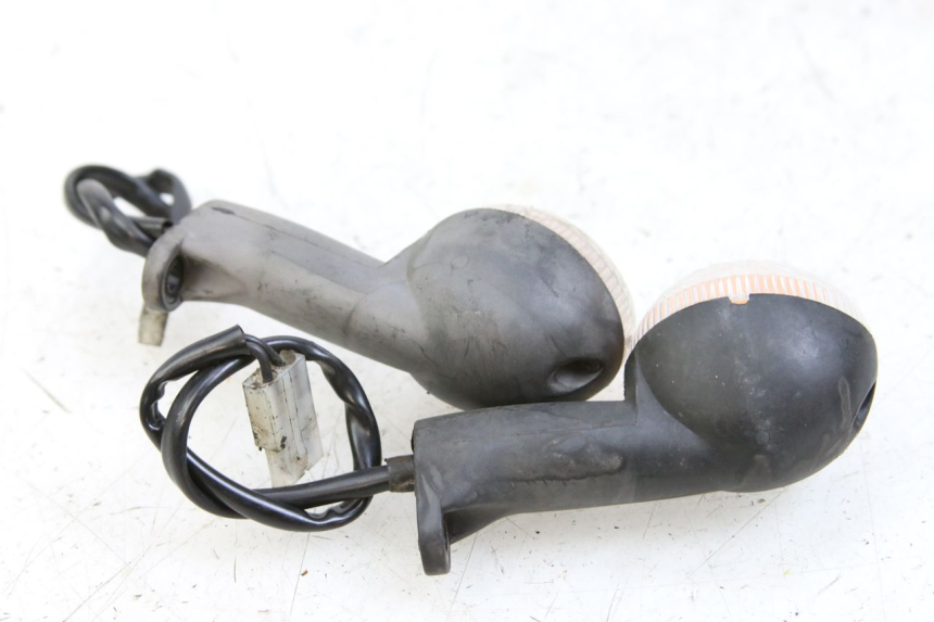 photo de FANALE ANTERIORE PEUGEOT LUDIX 50 (2005 - 2007) - Zoom sullo stato d'uso