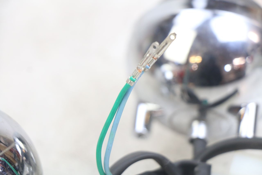 photo de FANALE ANTERIORE JM MOTORS MIA 50 (2017 - 2020) - Zoom sullo stato d'uso