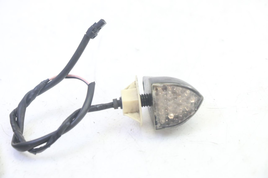 photo de FRECCE ANTERIORE PIAGGIO MP3 RL 250 (2006 - 2010) - Altra angolazione