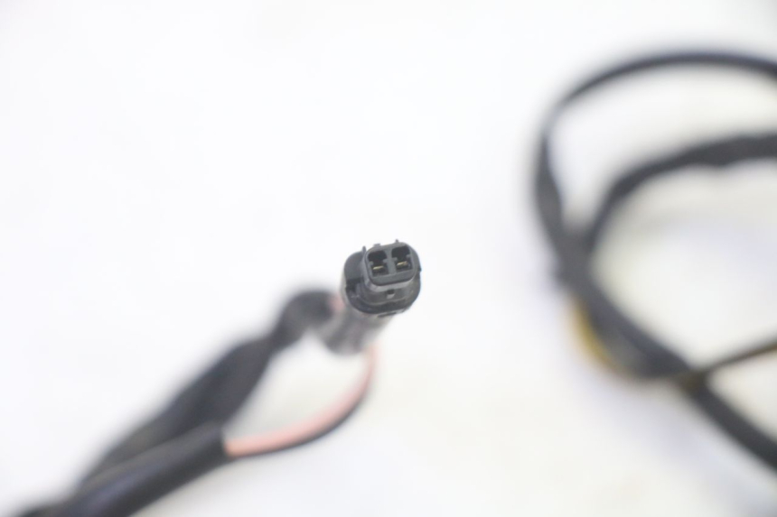 photo de FRECCE ANTERIORE PIAGGIO MP3 RL 250 (2006 - 2010) - Stato della superficie e materiale