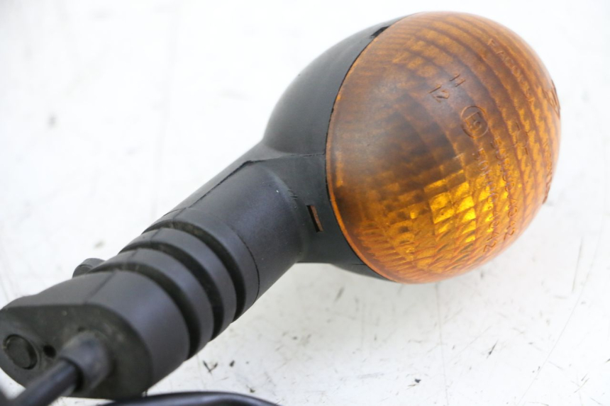 photo de FANALE ANTERIORE PEUGEOT LUDIX 50 (2008 - 2017) - Caratteristiche distintive