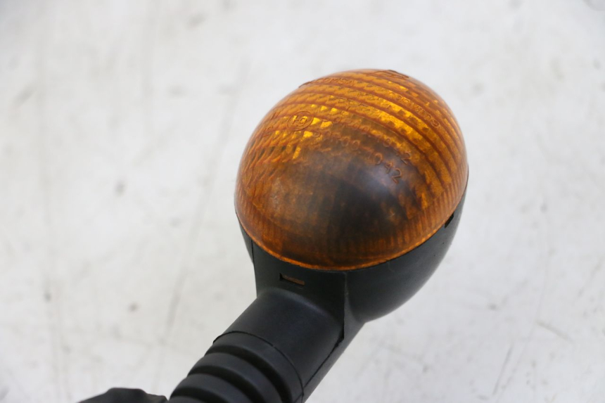 photo de FANALE ANTERIORE PEUGEOT LUDIX 50 (2008 - 2017) - Zoom sullo stato d'uso