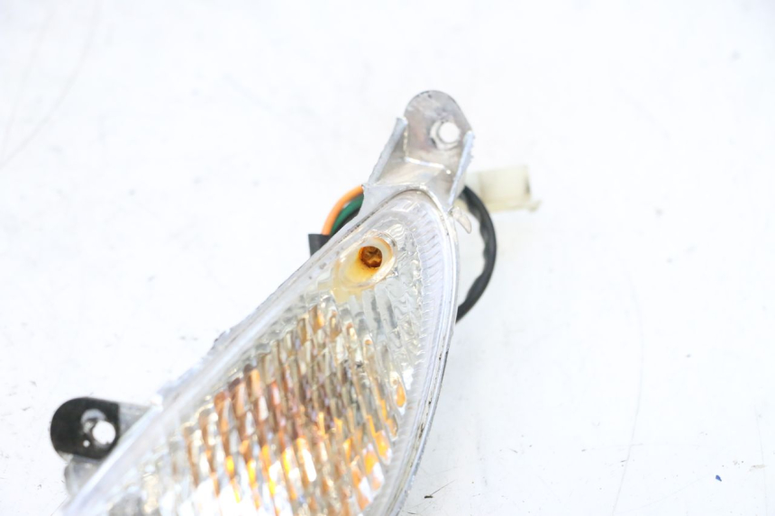 photo de CLIGNOTANTE ANTERIORE TNT MOTOR ROMA 10' 2T 50 (2011 - 2018) - Stato della superficie e materiale