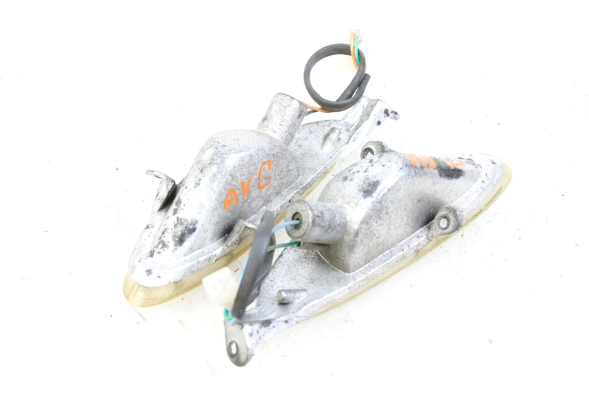 photo de CLIGNOTANTE ANTERIORE TNT MOTOR ROMA 10' 4T 50 (2007 - 2018) - Primo piano tecnico