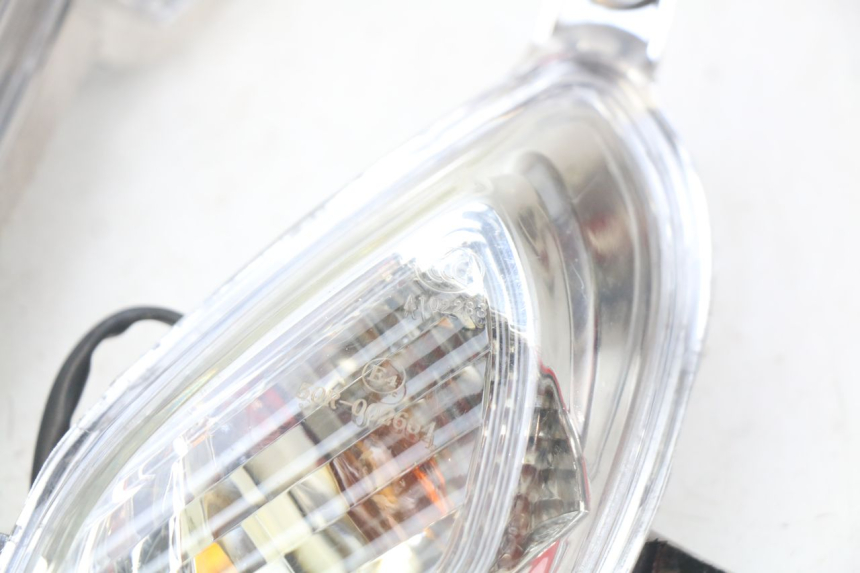 photo de FANALE ANTERIORE JM MOTORS SANTANA 50 (2014 - 2023) - Vista d'insieme del prodotto