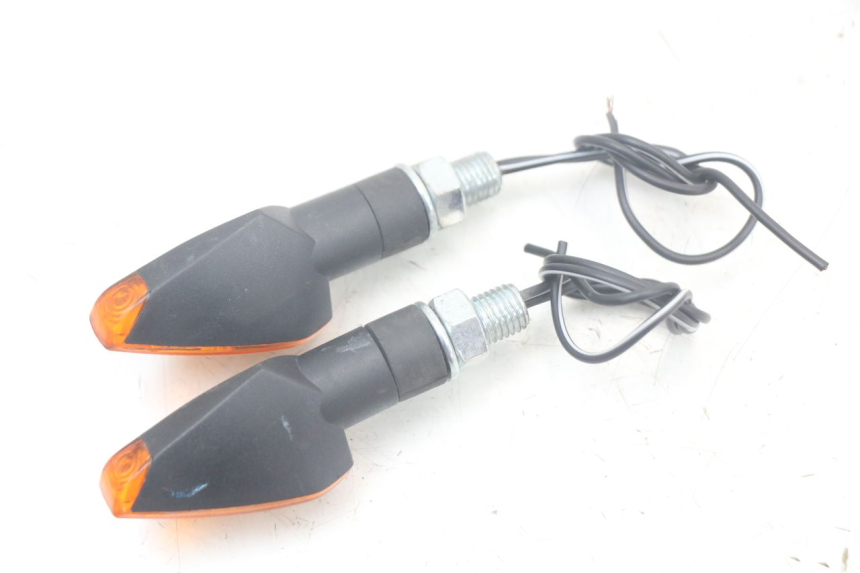 photo de FANALE ANTERIORE DERBI SENDA SM X-TREME 50 (2006 - 2010) - Marcature e riferimenti originali