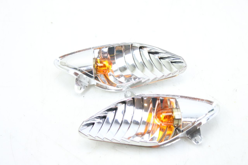 photo de FANALE ANTERIORE APRILIA SR R 2T LC 50 (2018 - 2021) - Vista principale