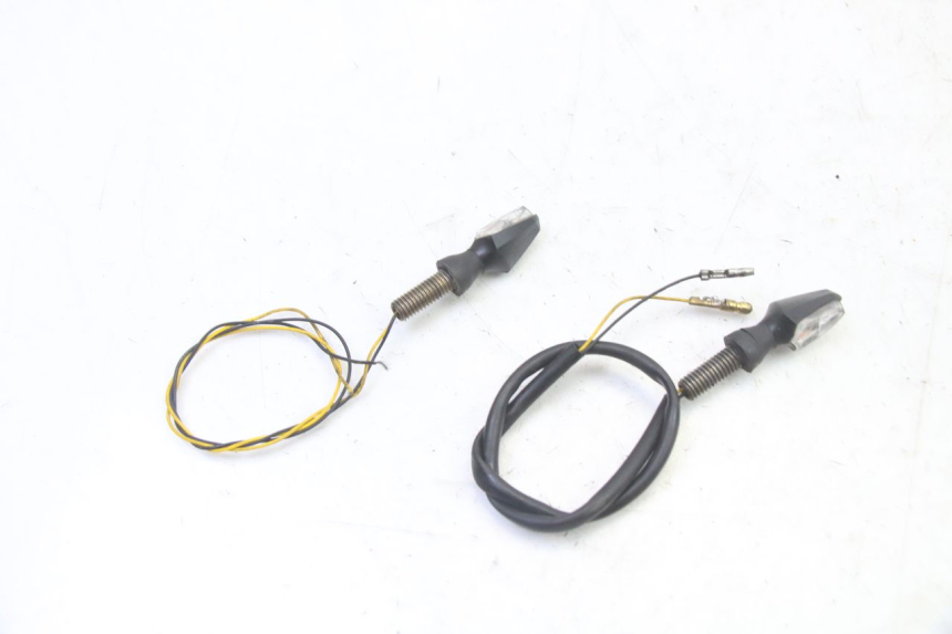 photo de FRECCE ANTERIORE SUZUKI SV S 650 (2003 - 2009) - Dettaglio del componente