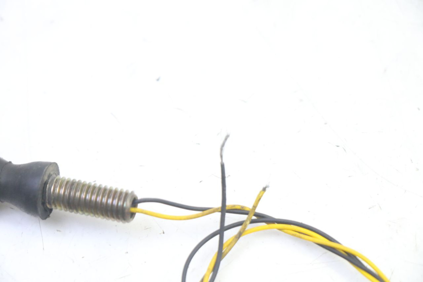 photo de FRECCE ANTERIORE SUZUKI SV S 650 (2003 - 2009) - Primo piano tecnico