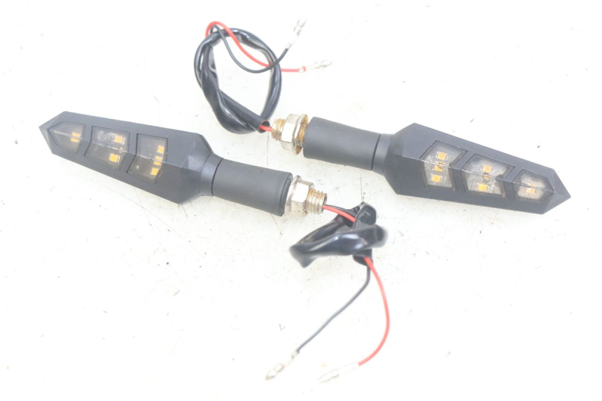 photo de FANALE ANTERIORE MOTRAC URBAN 4T 50 (2016 - 2024) - Vista principale