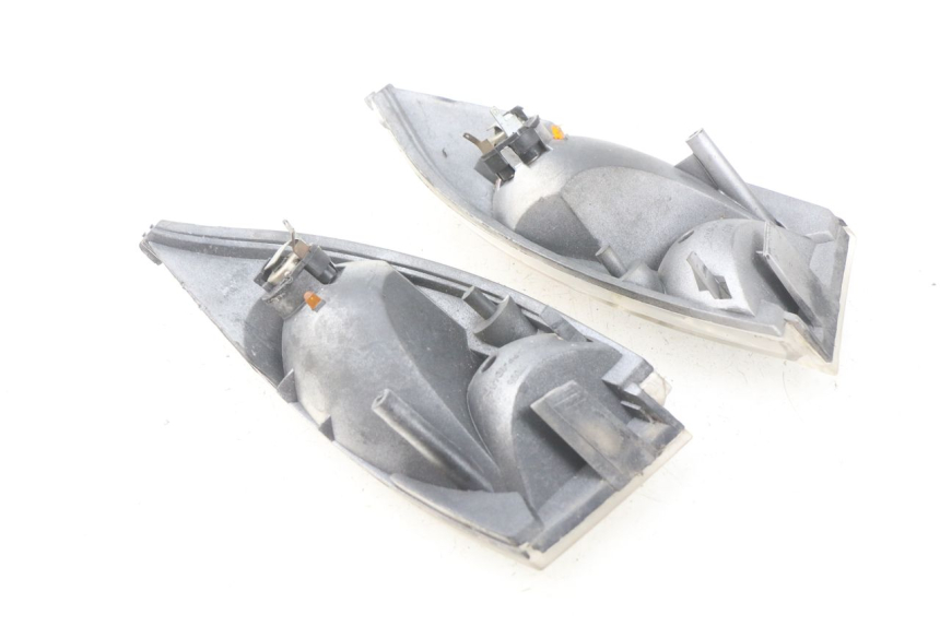 photo de FRECCE ANTERIORE PEUGEOT VIVACITY 100 (1999 - 2008) - Vista d'insieme del prodotto