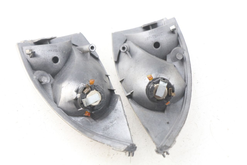 photo de FRECCE ANTERIORE PEUGEOT VIVACITY 100 (1999 - 2008) - Dettagli dei punti di fissaggio