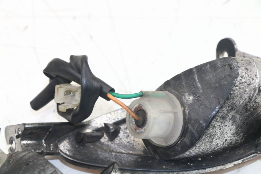 photo de FANALE ANTERIORE ROADSIGN WALLABY 50 (2009 - 2014) - Zoom sullo stato d'uso