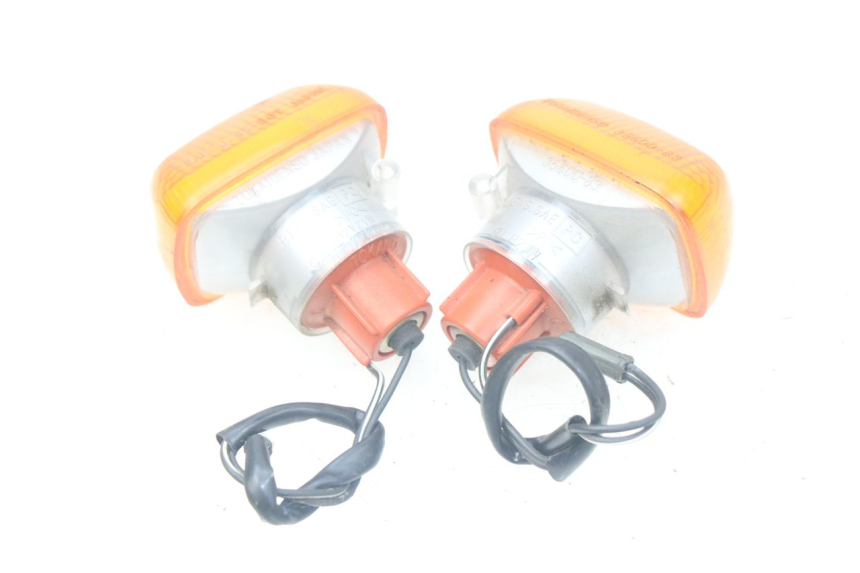 photo de CLIGNOTANTE ANTERIORE SUZUKI XF FREEWIND 650 (1997 - 2003) - Altra angolazione