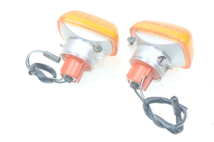 photo de CLIGNOTANTE ANTERIORE SUZUKI XF FREEWIND 650 (1997 - 2003) - Vista d'insieme del prodotto