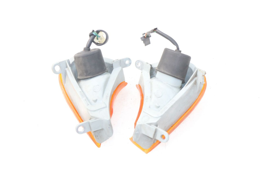 photo de FRECCE ANTERIORE HONDA XLV VARADERO 125 (2000 - 2006) - Primo piano tecnico