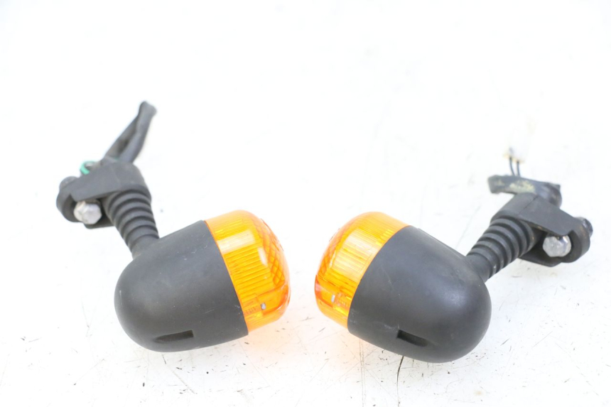 photo de FRECCE ANTERIORE YAMAHA NEOS NEO'S 4T 50 (2008 - 2016) - Dettagli dei punti di fissaggio