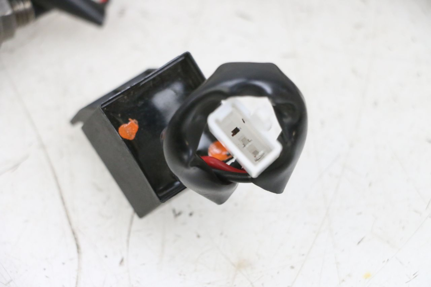 photo de FRECCE ANTERIORE KAWASAKI ZR 7 750 (1999 - 2004) - Ricambio usato controllato