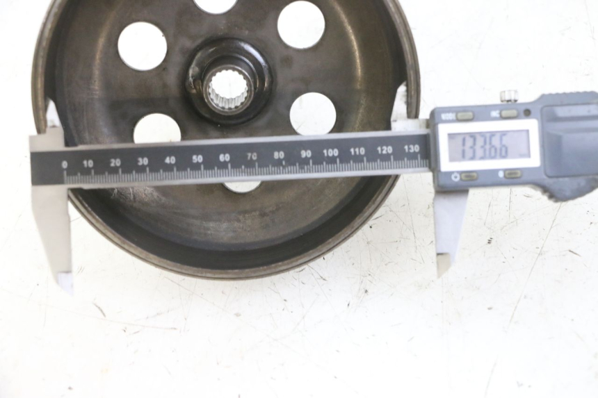 photo de CAMPANA FRIZIONE PEUGEOT ELYSTAR 125 (2002 - 2007) - Dettaglio del componente