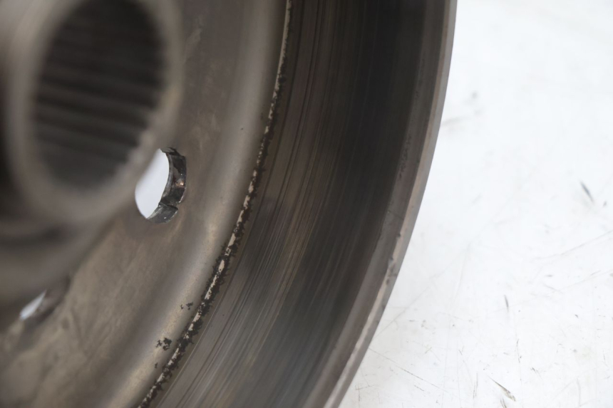 photo de CAMPANA FRIZIONE HONDA FJS SILVER WING SILVERWING 400 (2005 - 2008) - Dettagli dei punti di fissaggio