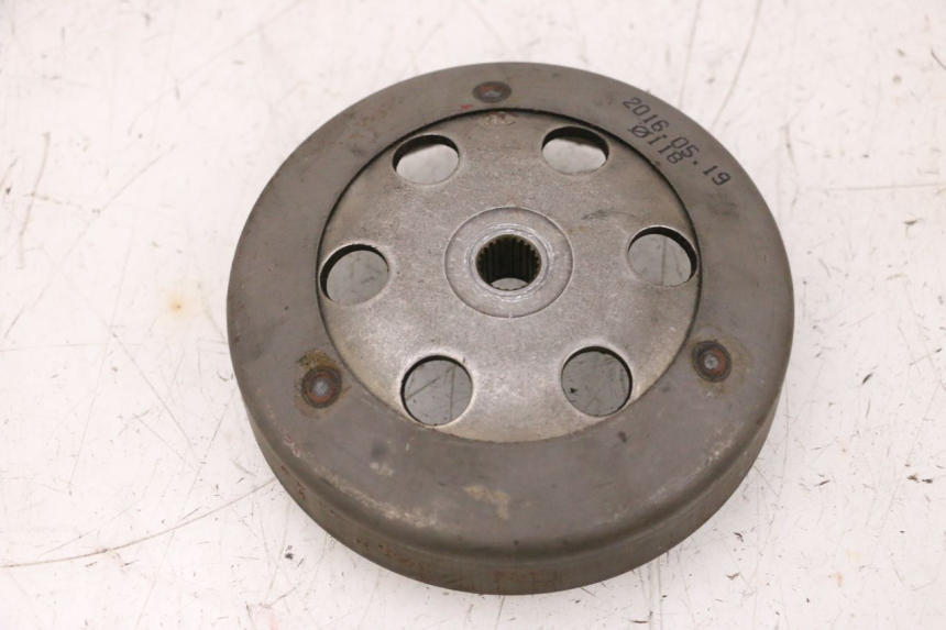 photo de CAMPANA FRIZIONE PEUGEOT KISBEE 4T 50 (2010 - 2017) - Primo piano tecnico